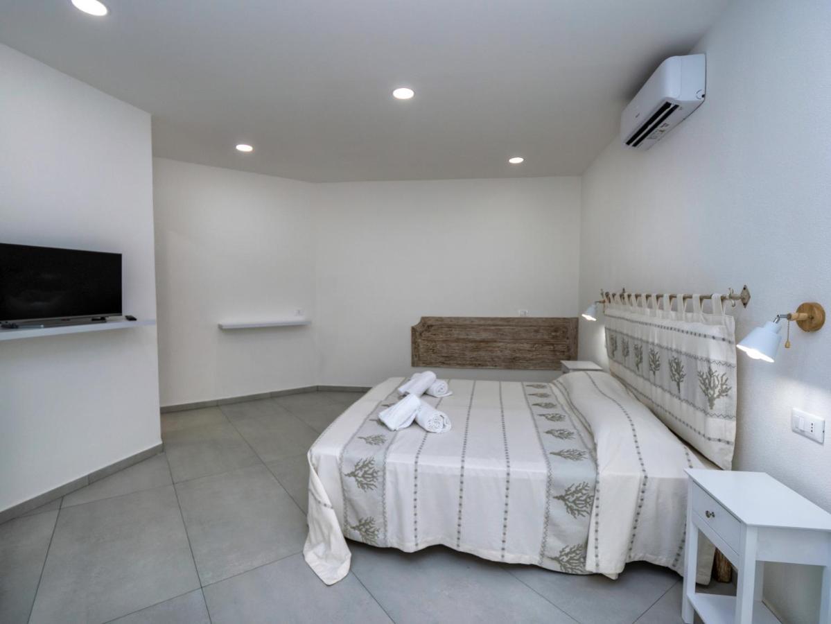 Aldo Moro Rooms Olbia Esterno foto